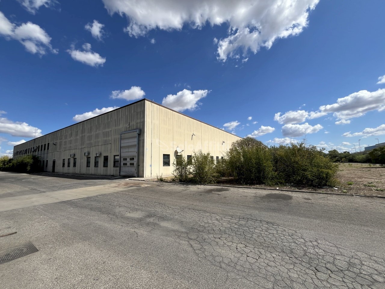 IMG_3456.JPG - Capannone ZONA INDUSTRIALE SAN NICOLA, Melfi - foto 3