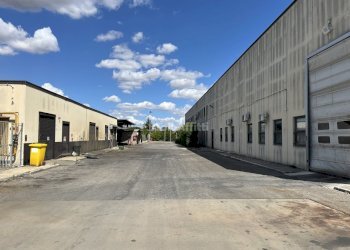 IMG_3463.JPG - Capannone ZONA INDUSTRIALE SAN NICOLA, Melfi - foto 2