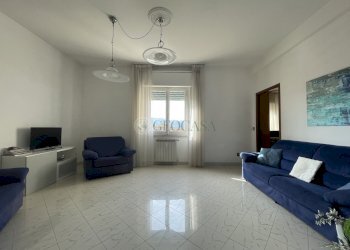 IMG_1753.jpg - Quadrilocale Via Bertoloni 32, Sarzana - foto 1