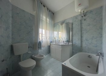 IMG_1764.jpg - Quadrilocale Via Bertoloni 32, Sarzana - foto 12