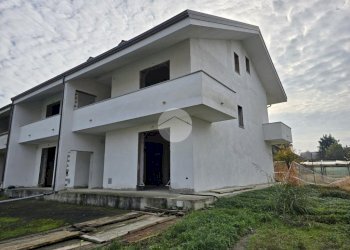 Villa a Schiera Via Paradiso, San Benigno Canavese - foto 4