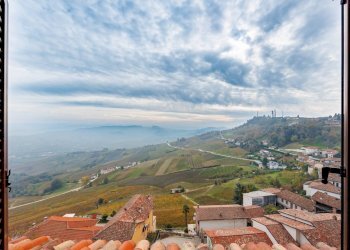 Independent house Via Cavour, La Morra - photo 1