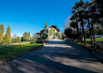 Single Family Villa Via Puccini Giacomo, Besana in Brianza - photo 3