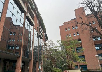 Facciata - Office via Camillo Finocchiaro Aprile, Varese - photo 2