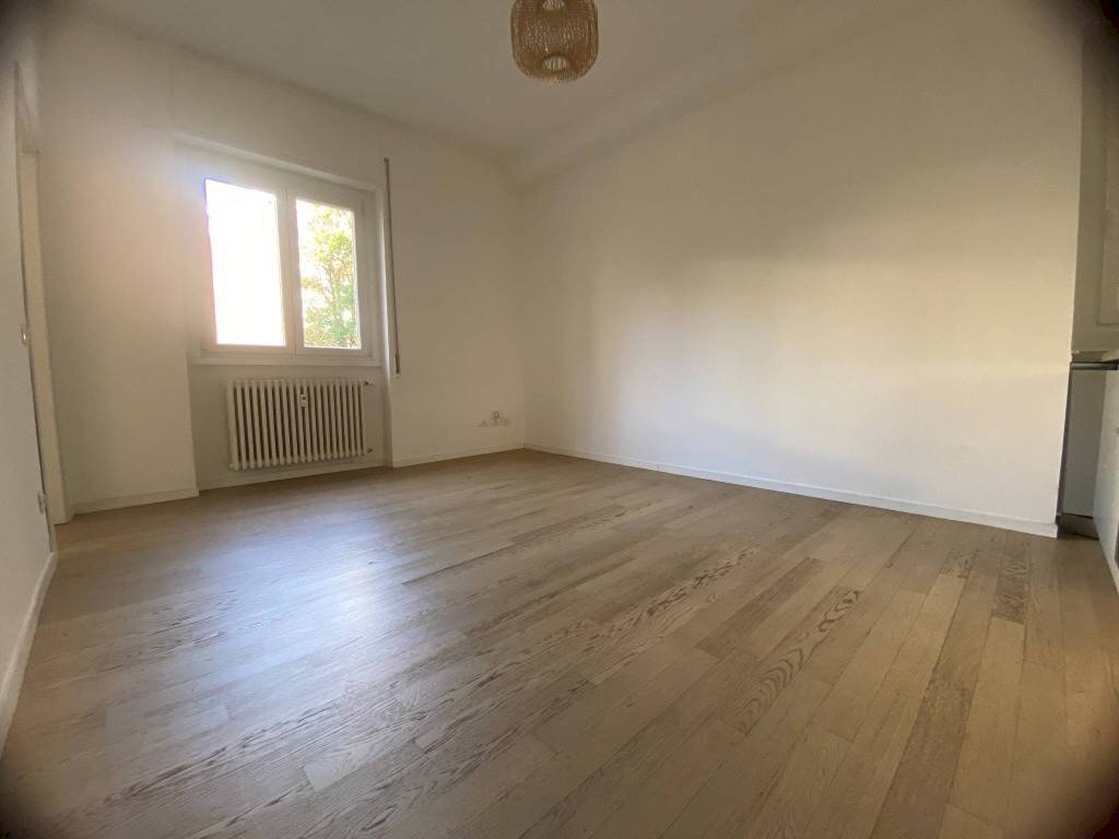 Camera da letto - Bilocale via Achille Maiocchi, 11, Milano - foto 2