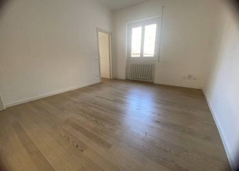 Camera da letto - Bilocale via Achille Maiocchi, 11, Milano - foto 5