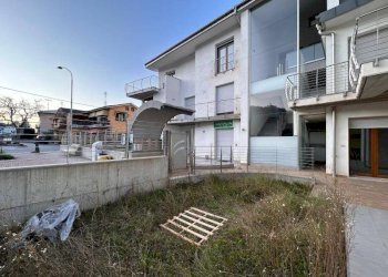 Giardino - Trilocale Frazione Beguda, 49, Borgo San Dalmazzo - foto 4