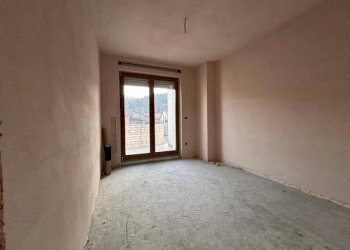 Stanza non arredata - Trilocale Frazione Beguda, 49, Borgo San Dalmazzo - foto 7