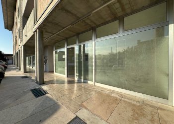 IMG_9415.jpg - Ufficio Via Aldo Moro 5, Cartigliano - foto 1