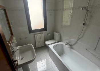bagno - Quadrilocale Via D. Stefanacci, Vernio - foto 15