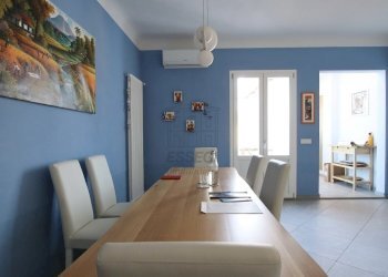 vendesi appartamento ristrutturato con terrazzaIMG - Appartamento Piazza del Salvatore 7, Lucca - foto 8