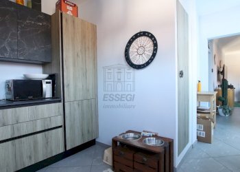 vendesi appartamento ristrutturato con terrazzaIMG - Appartamento Piazza del Salvatore 7, Lucca - foto 11