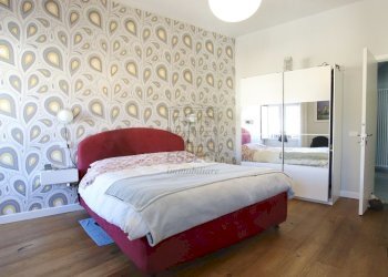 vendesi appartamento ristrutturato con terrazzaIMG - Appartamento Piazza del Salvatore 7, Lucca - foto 17