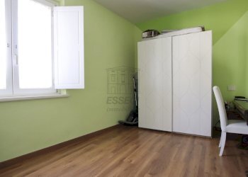 vendesi appartamento ristrutturato con terrazzaIMG - Appartamento Piazza del Salvatore 7, Lucca - foto 24