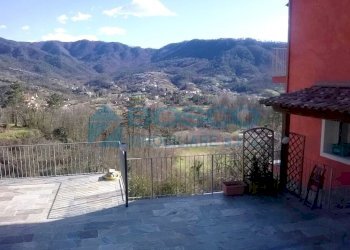 8b8c00b2-c7df-4c39-925b-c083ff8a3037.JPG - Terratetto - Terracielo Via Val IV Zona, Beverino - foto 6