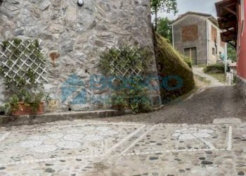 185b1c23-2ed4-4622-ae47-415765cb417a.JPG - Terratetto - Terracielo Via Val IV Zona, Beverino - foto 7