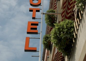 DSC_8791.JPG - Locale Commerciale Piazza III alpini 4, Perosa Argentina - foto 3