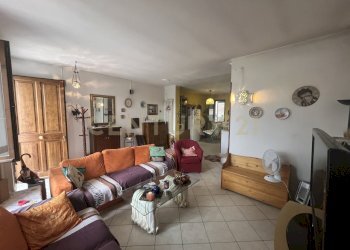 salotto rv.jpg - Villa a Schiera via della pace  7, Montalcino - foto 3