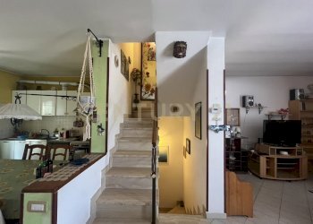 scala vista giorno.jpg - Villa a Schiera via della pace  7, Montalcino - foto 2