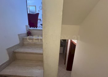 verso il piano S1.jpg - Villa a Schiera via della pace  7, Montalcino - foto 14