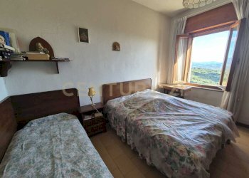 SECONDA CAMERA 4.jpg - Four-room apartment Via del Borgo 25, Civitella Paganico - photo 8