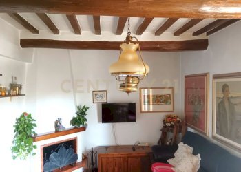 2 SOGGIORNO.jpg - Appartamento Via Mentana 15, Abbadia San Salvatore - foto 4