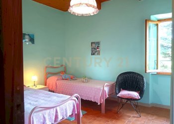 5 CAMERA N2(5).jpg - Appartamento Via Mentana 15, Abbadia San Salvatore - foto 24