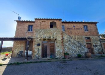 Portion of a house podere santa Rosalia 25, Civitella Paganico - photo 2