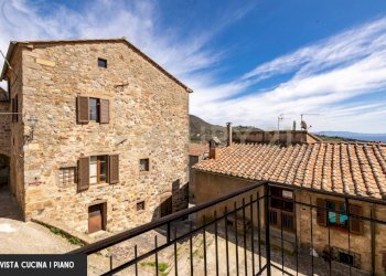 Veduta dalla cucine - Appartamento Roccastrada - foto 18