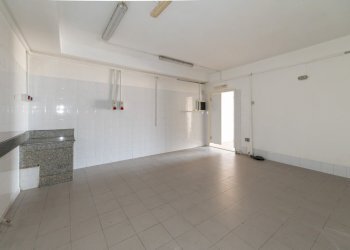 Laboratorio (2) - Commercial Premises Quartucciu - photo 8