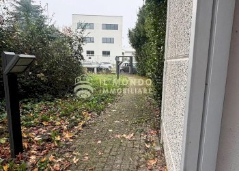 Capannone Via Giuseppe Di Vittorio, 29., Peschiera Borromeo - foto 6