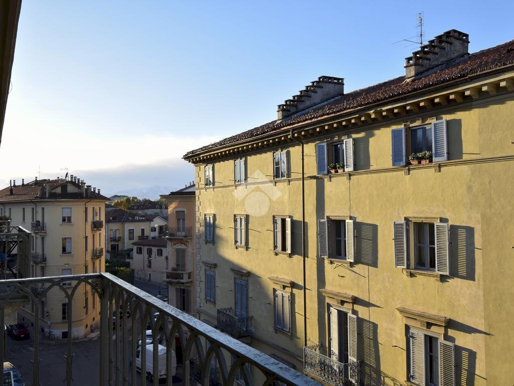 Four-room apartment Via Martiri della Libertà, Torino (neighborhood Borgo Po) - photo 2