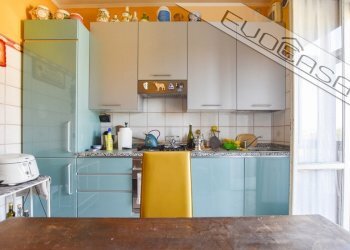 Four-room apartment Piazza Garibaldi  6, Pinerolo - photo 3