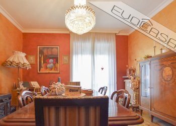 Four-room apartment Piazza Garibaldi  6, Pinerolo - photo 11