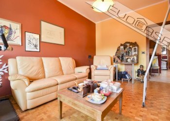 Four-room apartment Piazza Garibaldi  6, Pinerolo - photo 16