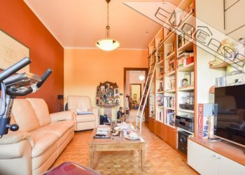 Four-room apartment Piazza Garibaldi  6, Pinerolo - photo 18