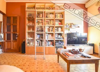 Four-room apartment Piazza Garibaldi  6, Pinerolo - photo 19