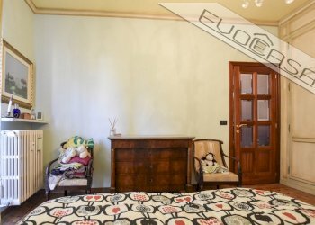 Four-room apartment Piazza Garibaldi  6, Pinerolo - photo 27