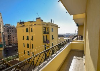 Quadrilocale Via de Mari, Genova (zona Palmaro) - foto 1