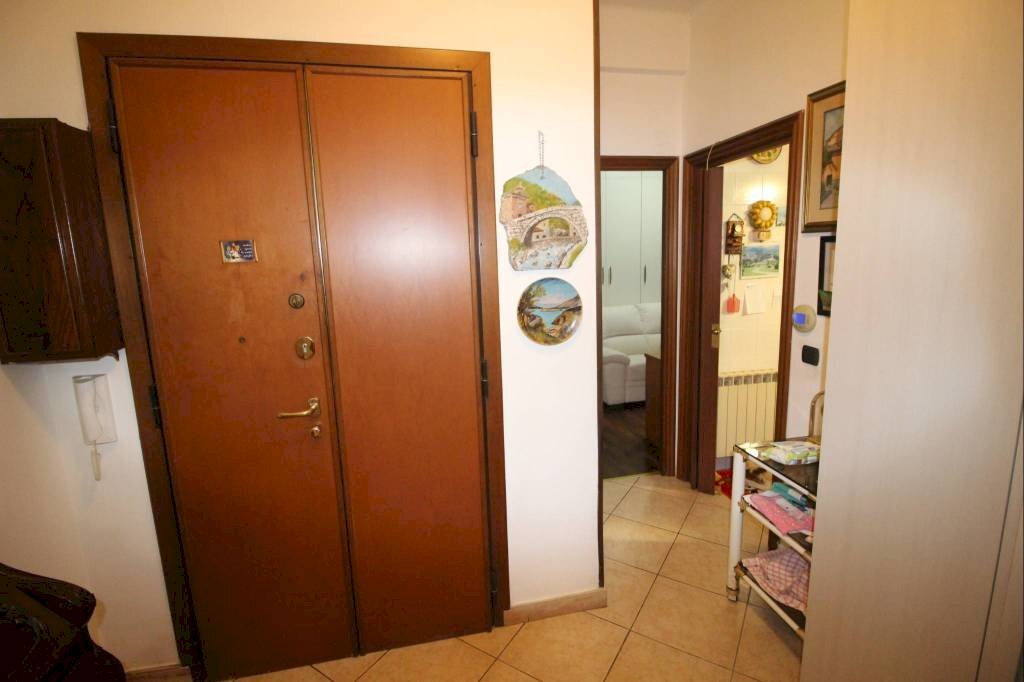 Ingresso - Three-room apartment salita Lorenzo Cappelloni, Genova - photo 2