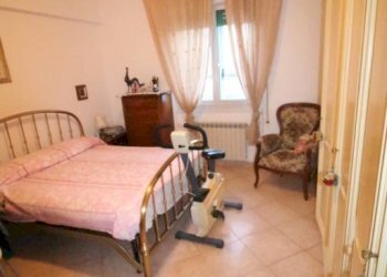 Camera da letto - Three-room apartment salita Lorenzo Cappelloni, Genova - photo 10