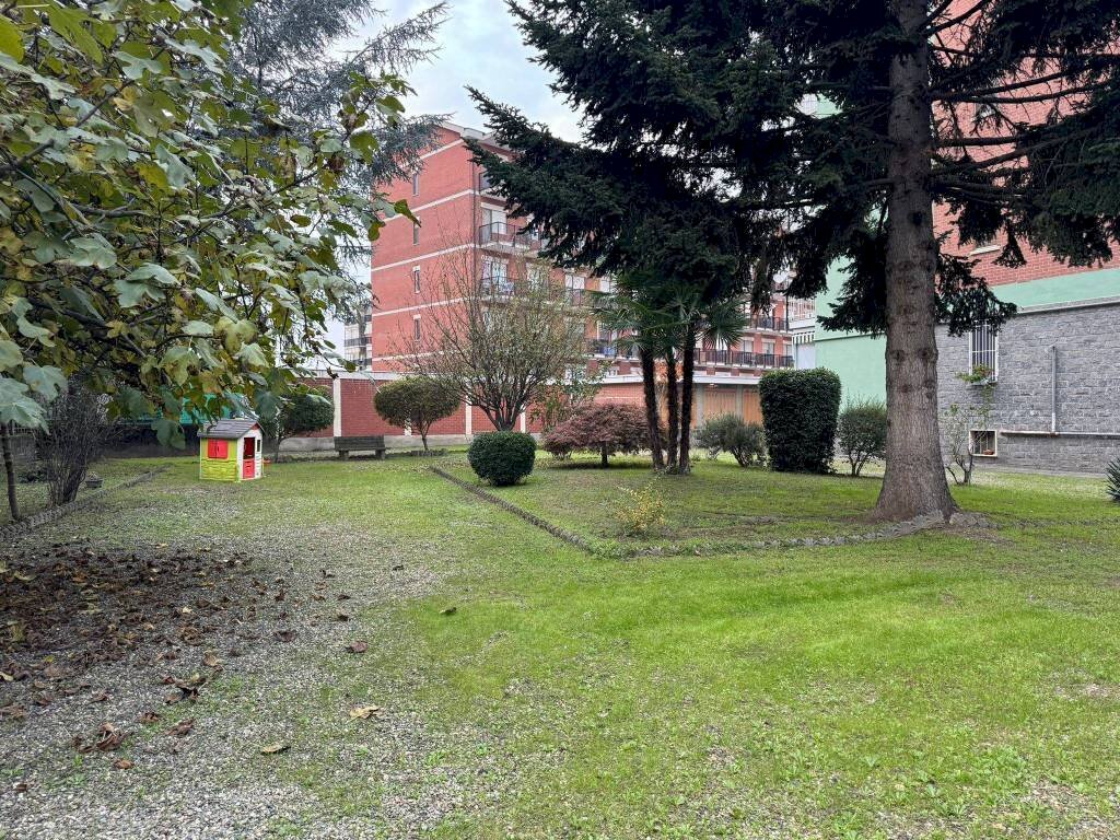 Giardino - Bilocale via Bosio, 2, Airasca - foto 2