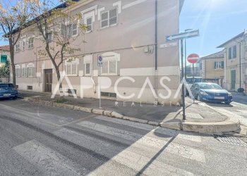 Facciata - Quadrilocale via Francesco Crispi, 32, Avezzano - foto 15