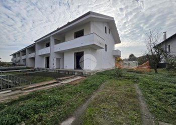 Villa a Schiera Via Paradiso, San Benigno Canavese - foto 2