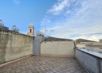 14.jpg - Portion of a house Via Masaniello 131, Ispica - photo 10