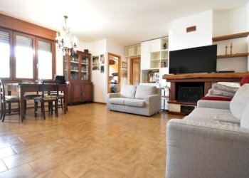 Trilocale Via Roma, Calestano - foto 2