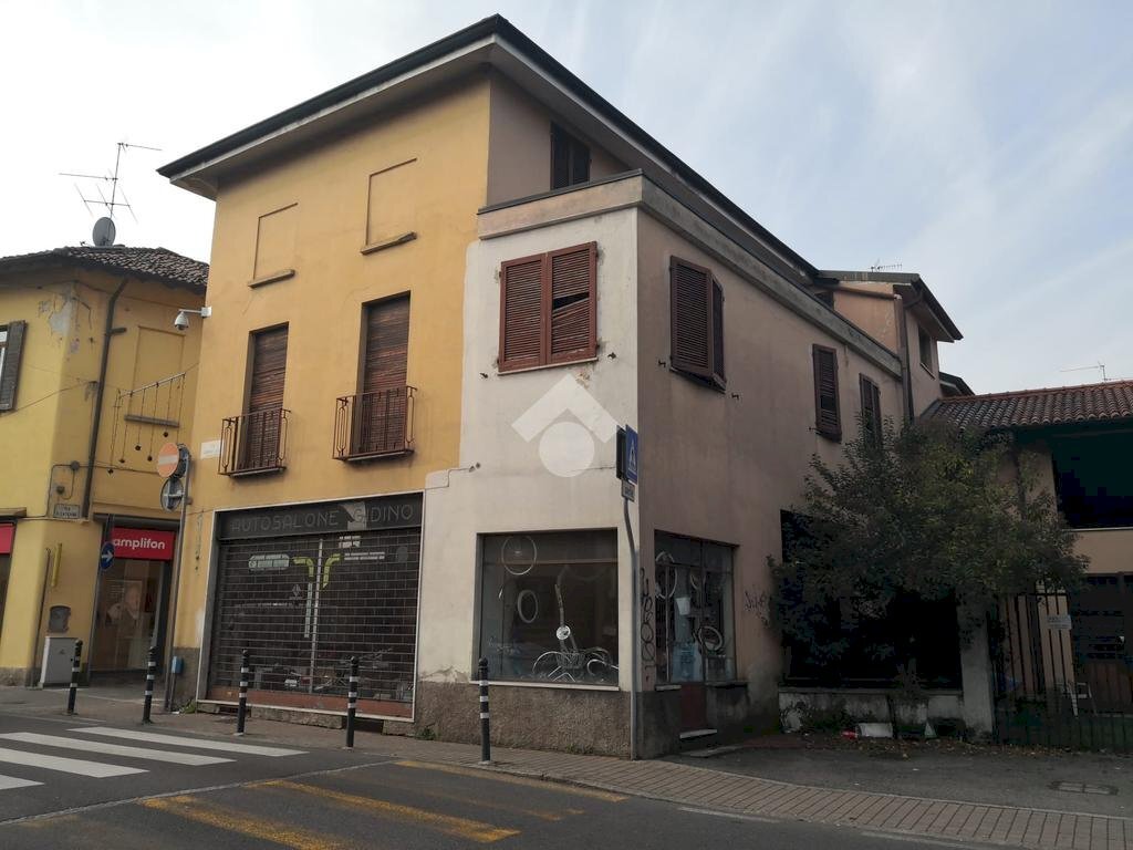 Stable - Palace Via Adriano Sala, Trezzo sull'Adda - photo 3