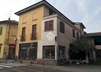 Stabile - Palazzo Via Adriano Sala, Trezzo sull'Adda - foto 3