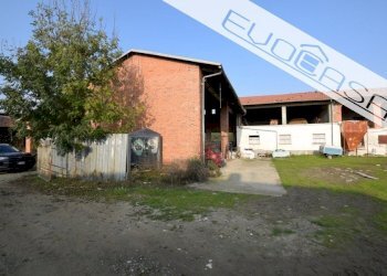 Rustico strada Calliera 20, Bricherasio - foto 9