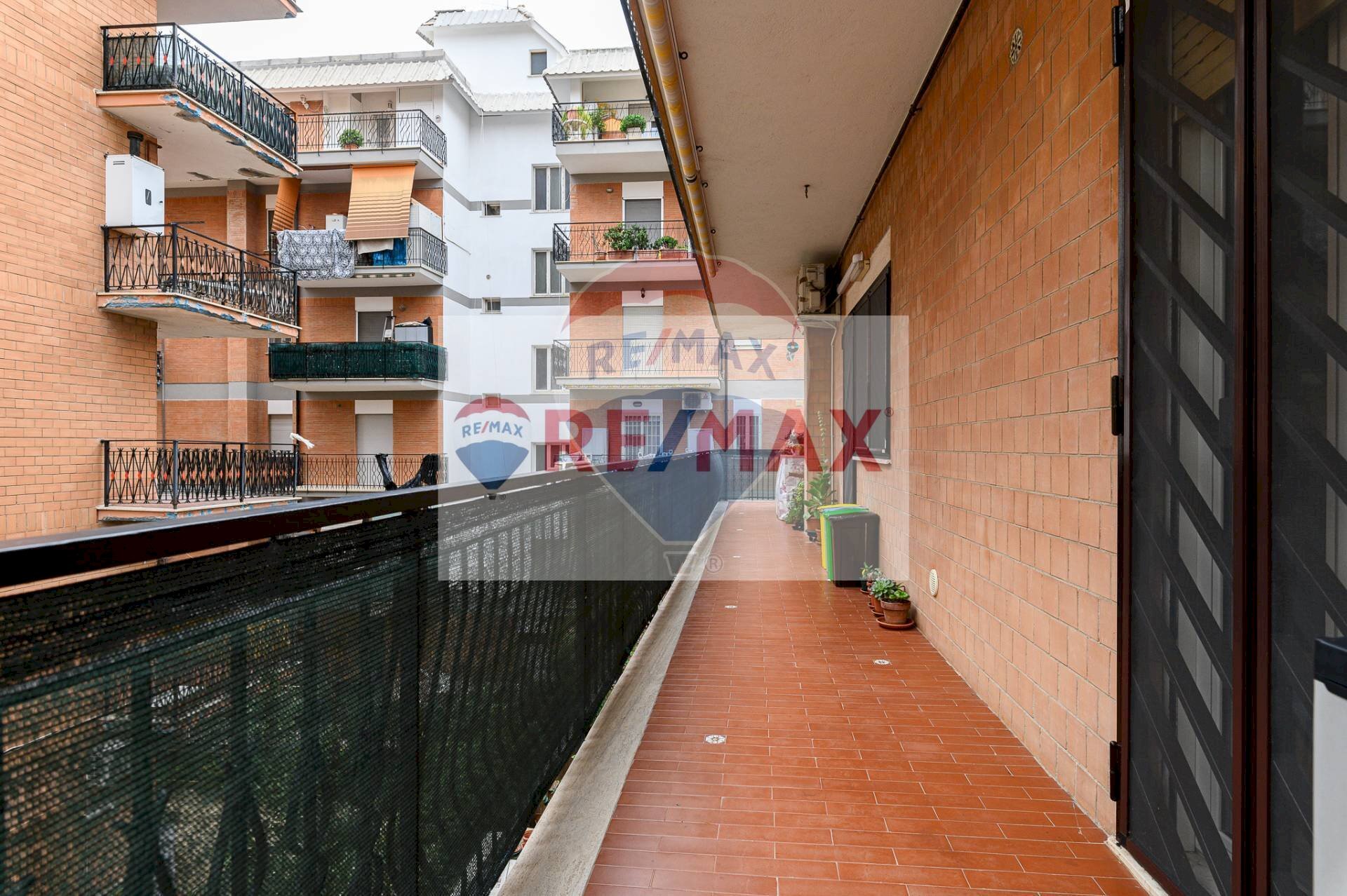 Three-room apartment Ladispoli - photo 3